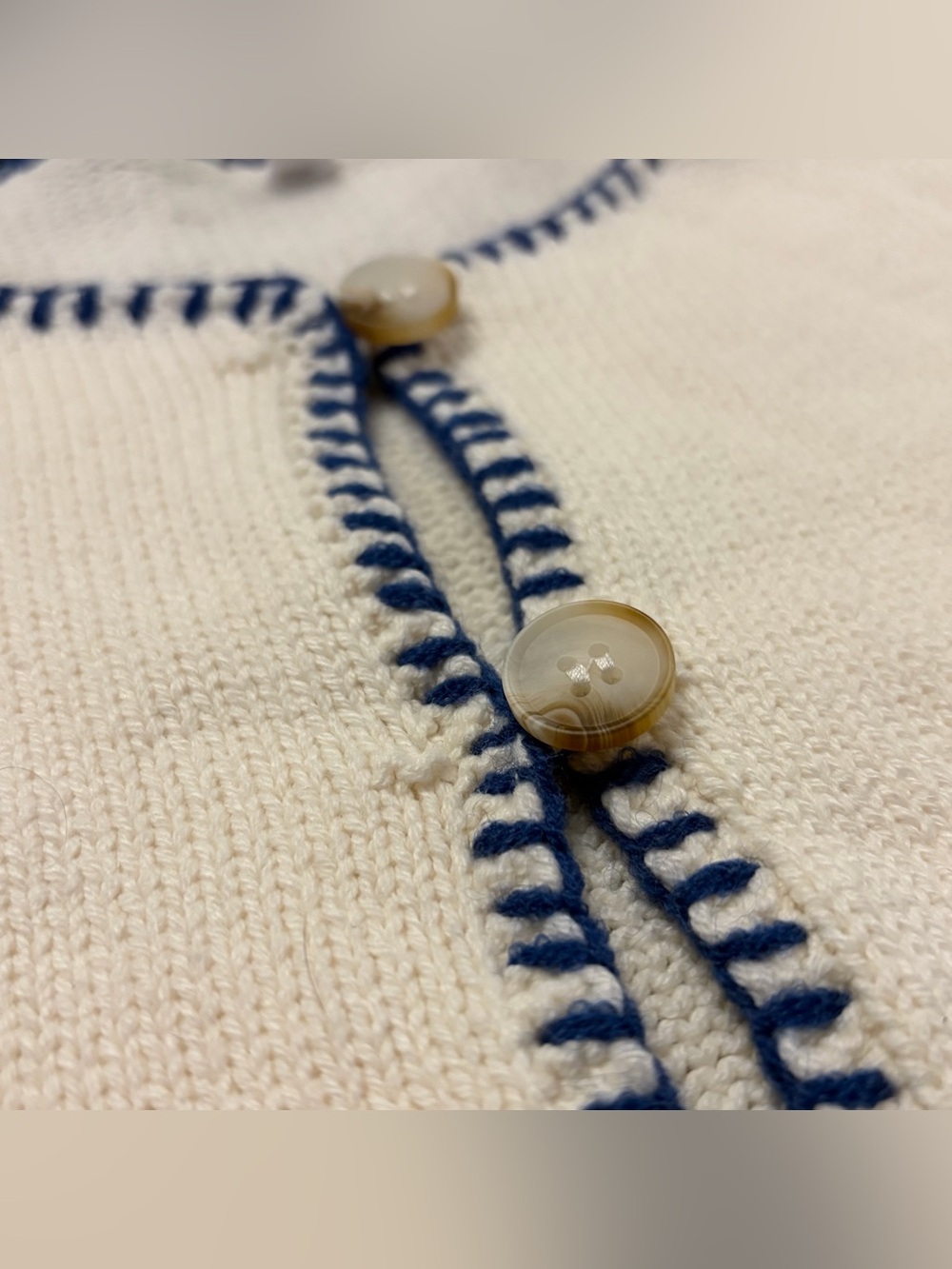 Wishlist button front knit sweater vest - Picture 4 of 6